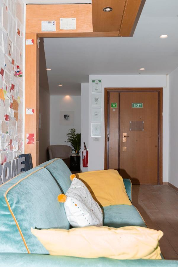 Om2Rome Apartment Bagian luar foto