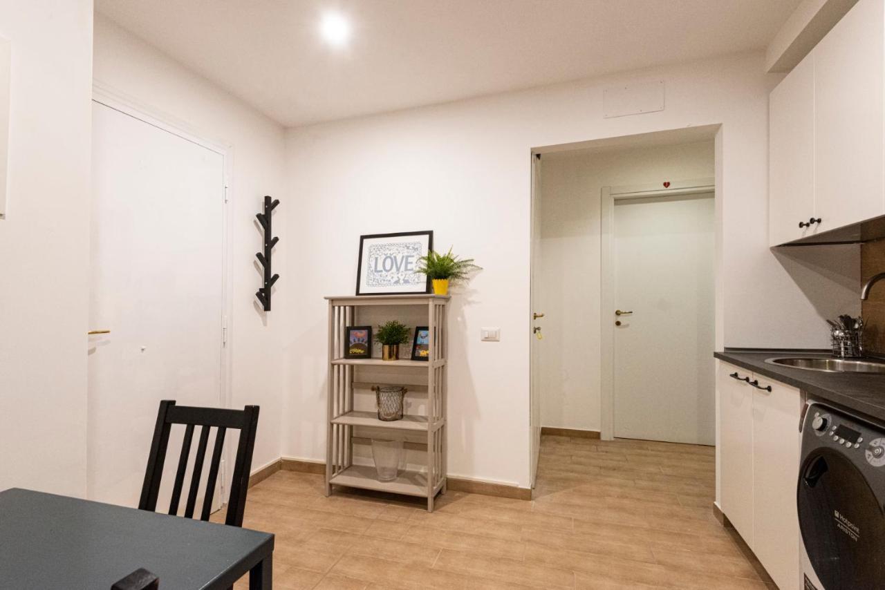 Om2Rome Apartment Bagian luar foto